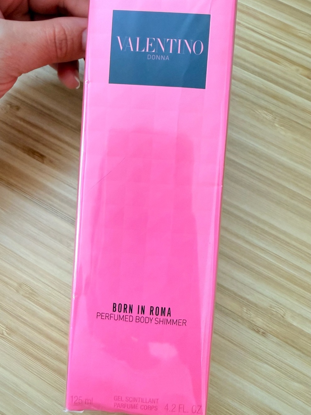 Valentino Donna | Born in Roma | Perfumed Body Shimmer | 125 mL